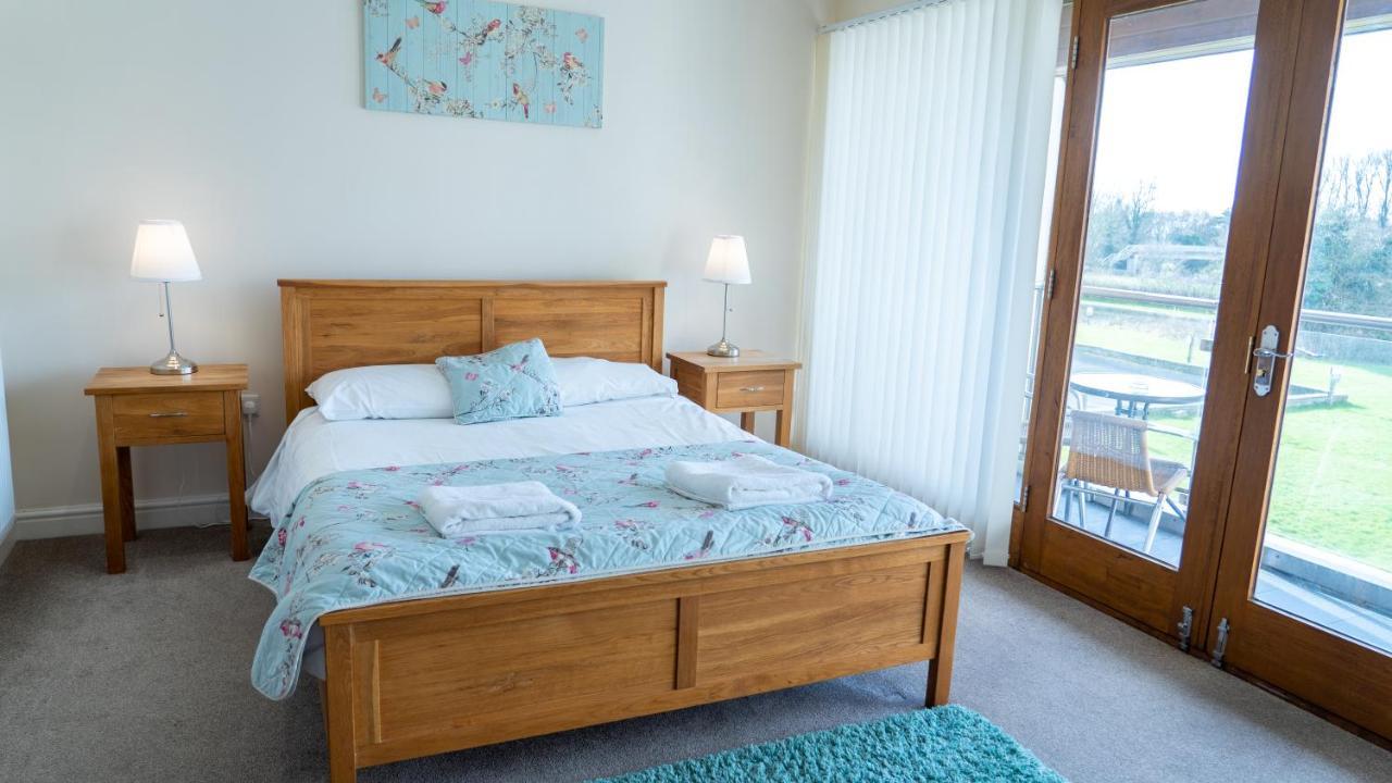 Apartment Tewitfield Marina